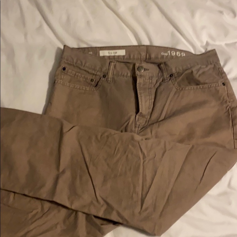 Gap Slim Fit Khaki’s